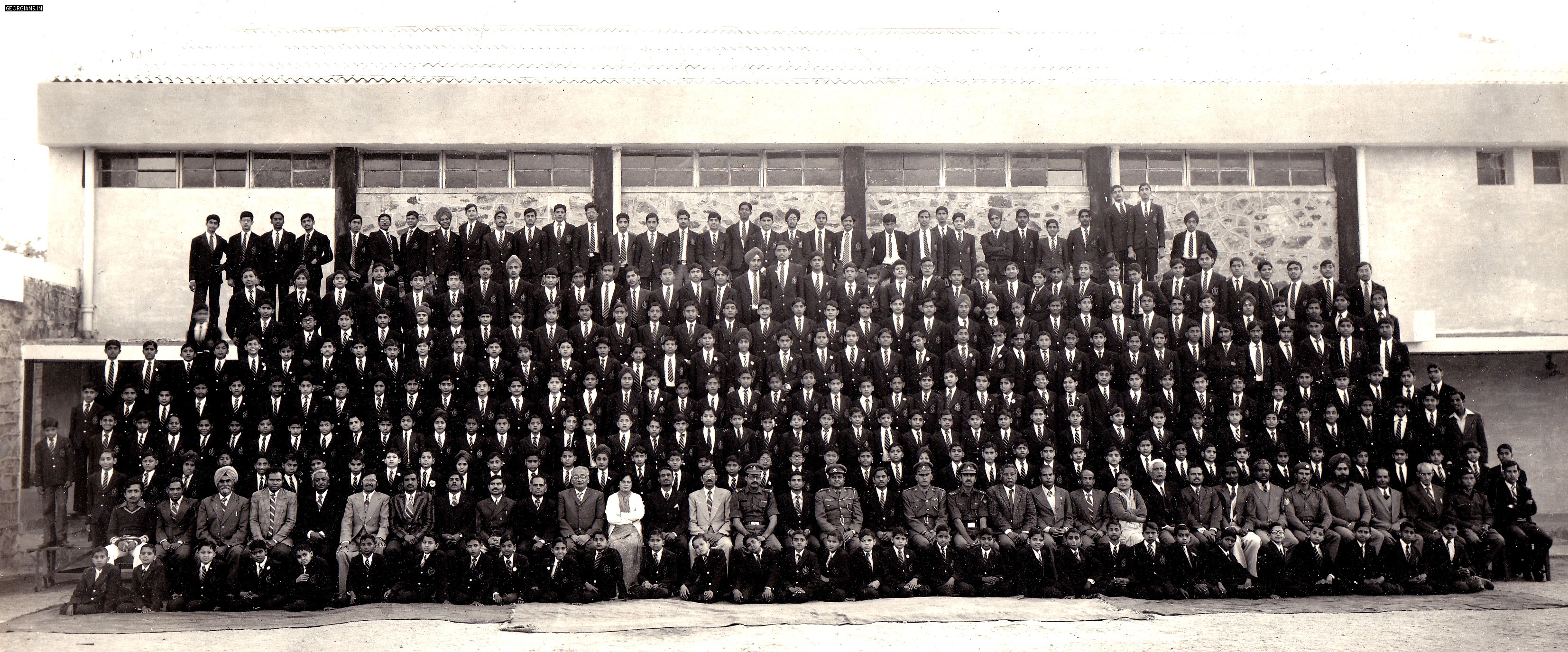 1982-83 Ajmer Military School, Ajmer - Complete School Joint Photo