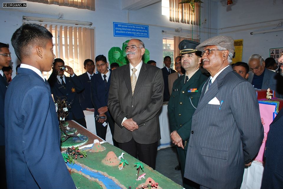 Ajmer Georgian Shri RK Bhatia ITBP attending the Science exhibition by Rashtruya Military School Ajmer Students