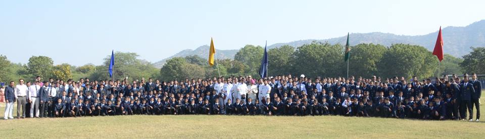 INDIAN AIR FORCE AKASHGANGA TEAM - Para Jumpers with Cadets