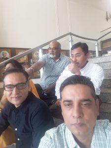 Mukul Mishra, Sudhanshu Upadhyay, Aseem Mehra & Amarjeet Malik - Fitting into the selfie