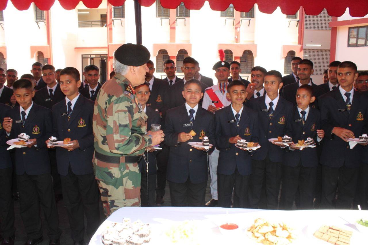 Lt Gen Soni having high tea with cadets
