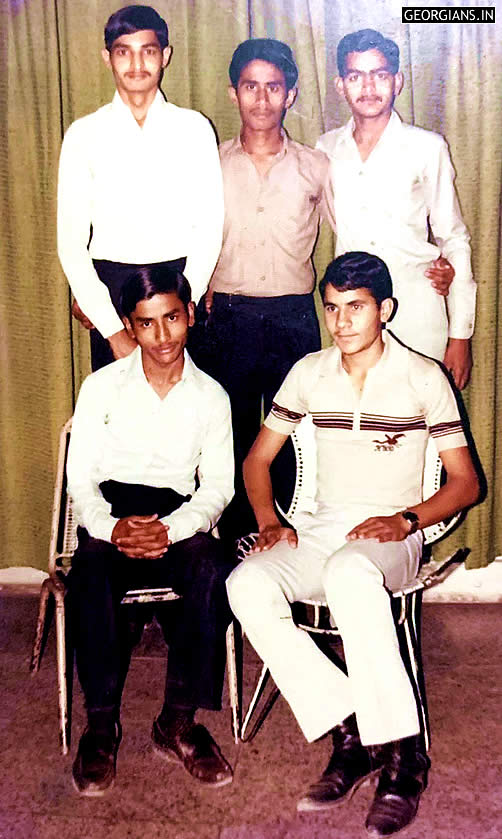 Jarnail Singh Kasana 970, R Suresh Nair 1007 and Surinder Singh Thakur 1002 SITTING Hitendra Pilkhwal 871 and Om Prakash Vaishnav 940 ~ Year 1982